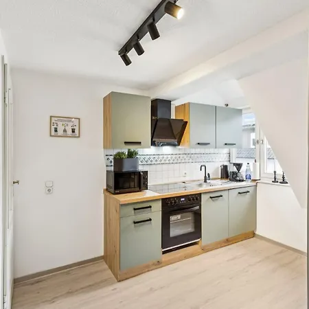 Διαμέρισμα Stadtbuden Mit Charme - Kueche, Wohnzimmer, Kaffee- Und Teebar Und Garten